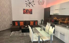Dohany Apartment Deluxe